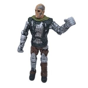 2009 Battle Damaged T-600 5" Playmates Toys Action Figure Terminator Salvation